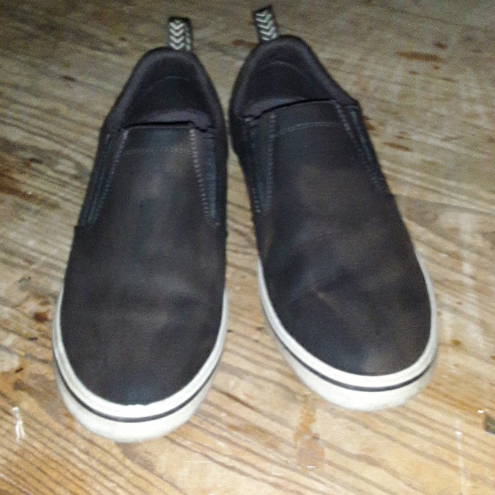 Extra tuf shoes